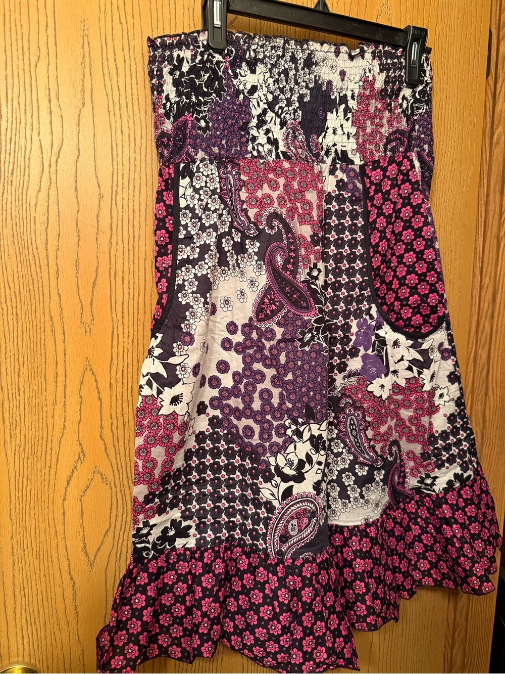 Size XL 15-17 No Boundaries strapless dress with pockets pink, purple, and white